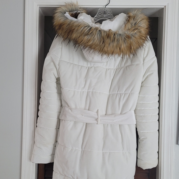 **SALE- ENDS CYBER MONDAY** INC Hooded VELVET PUFFER COAT WITH FAUX FUR - Picture 4 of 10